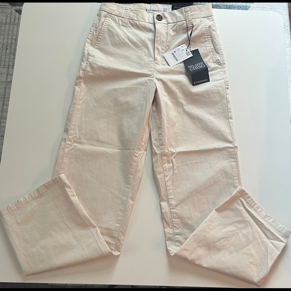 Stradivarius Relaxed Chino